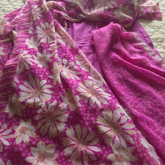 Beautiful Sari in física tones. - Picture 2 of 7